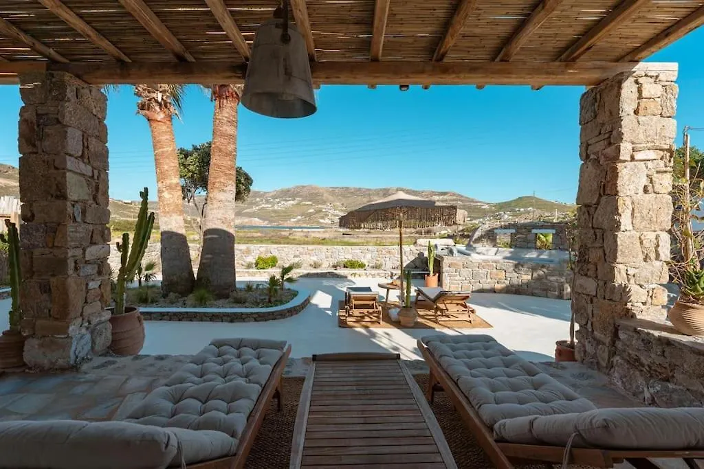 Villa Palm Beach Jacuzzi 200M From Beach Ftelia  ギリシャ
