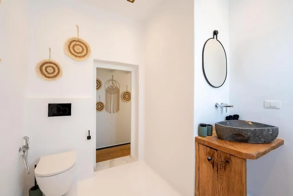 Villa Palm Beach Jacuzzi 200M From Beach Ftelia