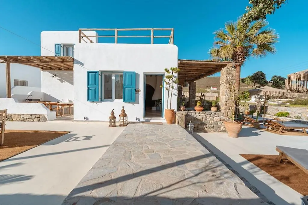 Villa Palm Beach Jacuzzi 200M From Beach Ftelia  ギリシャ