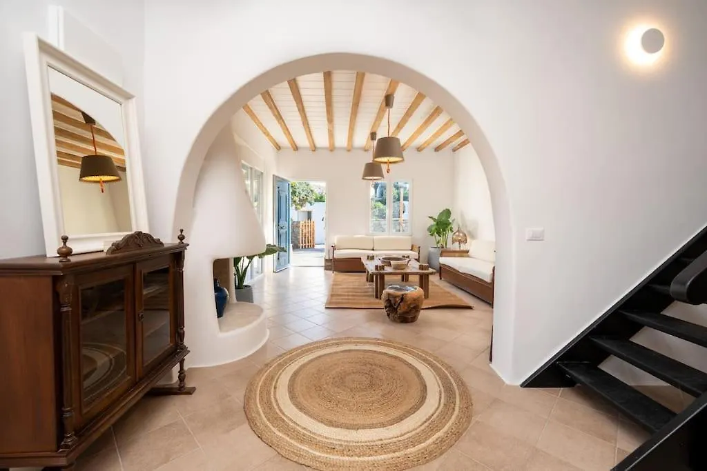 Villa Palm Beach Jacuzzi 200M From Beach Ftelia