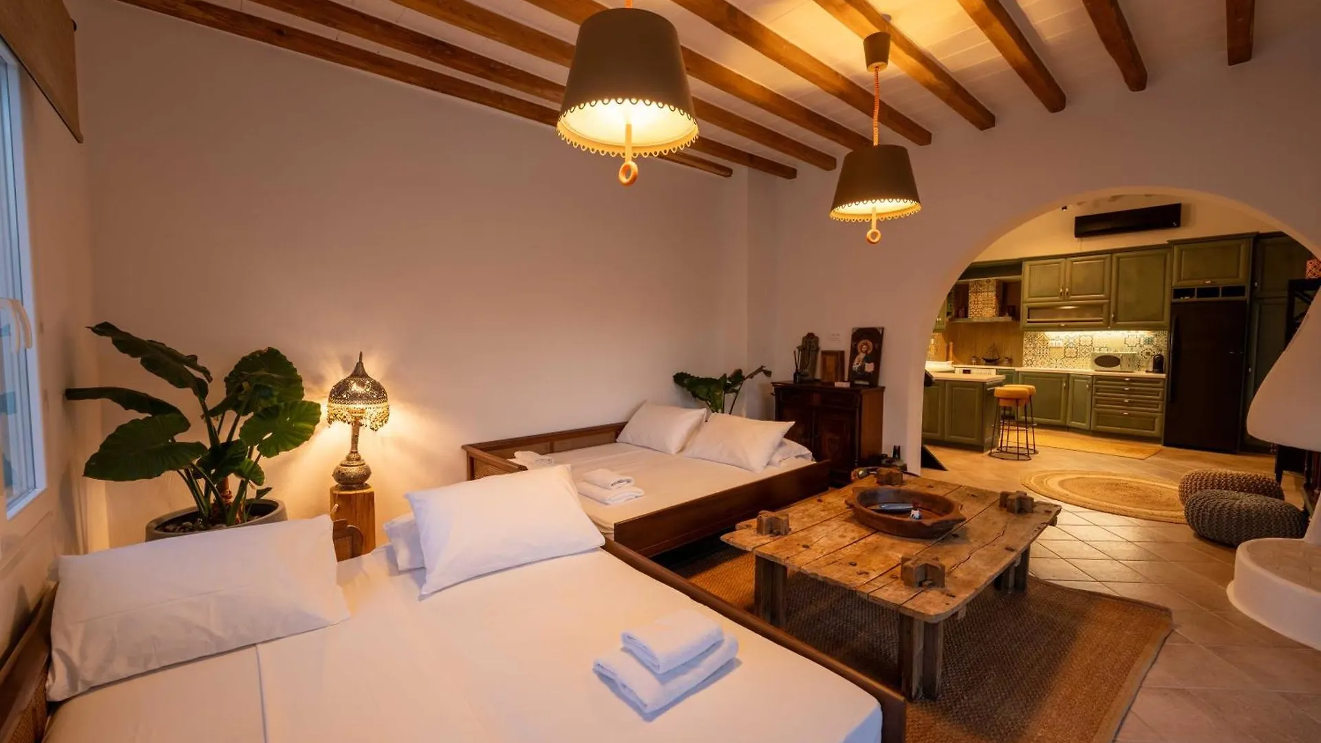 Villa Palm Beach Jacuzzi 200M From Beach Ftelia